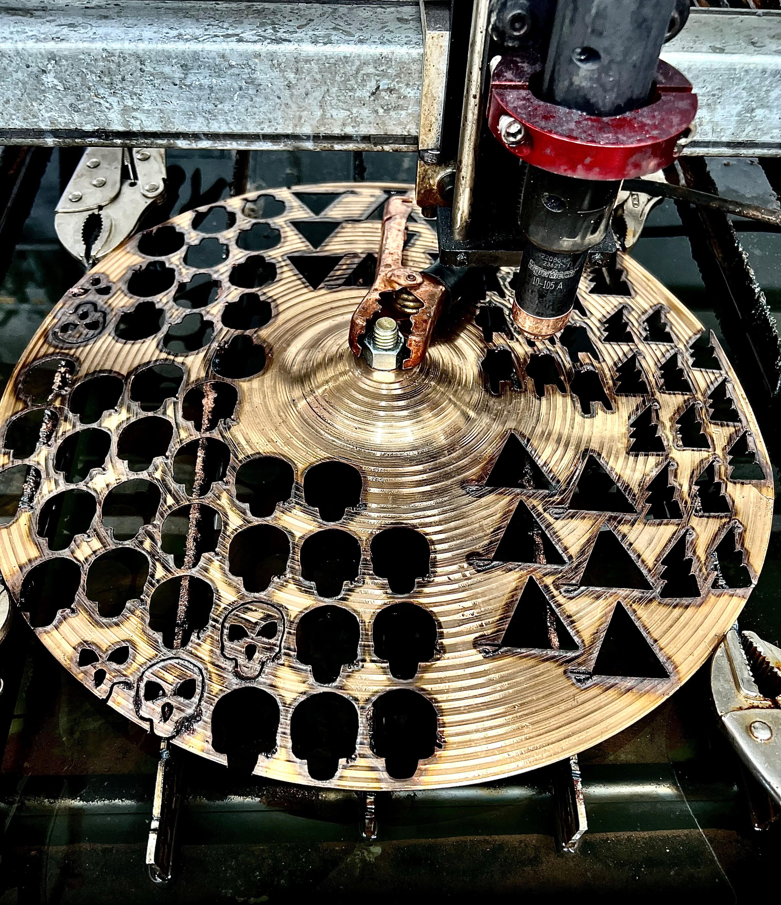 DRUM CYMBAL BALL & CHAIN NECKLACE - TRIANGLE - Image 3