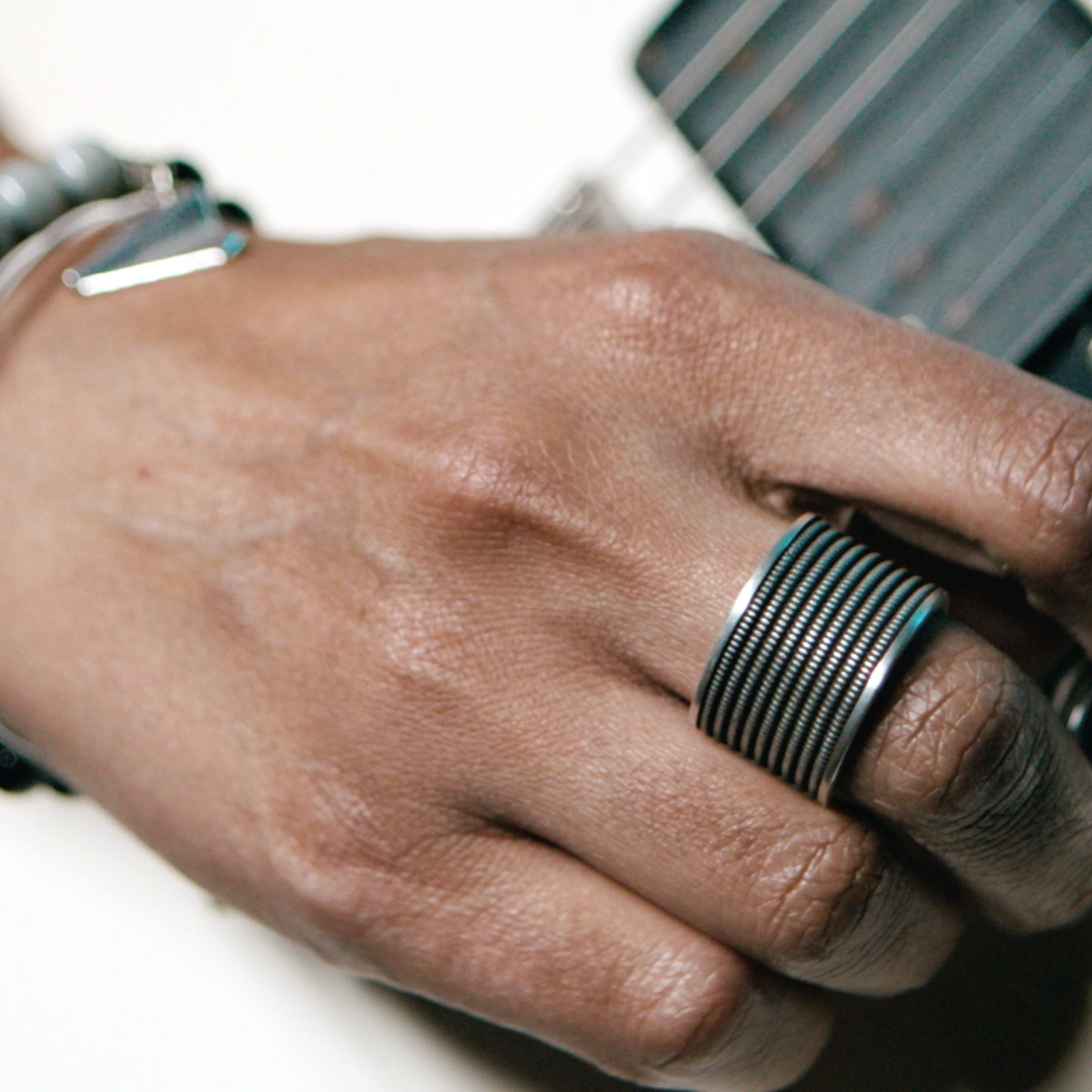 STRINGS OF METAL - Image 3